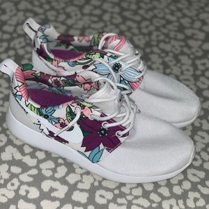 Nike Roshe Floral Aloha